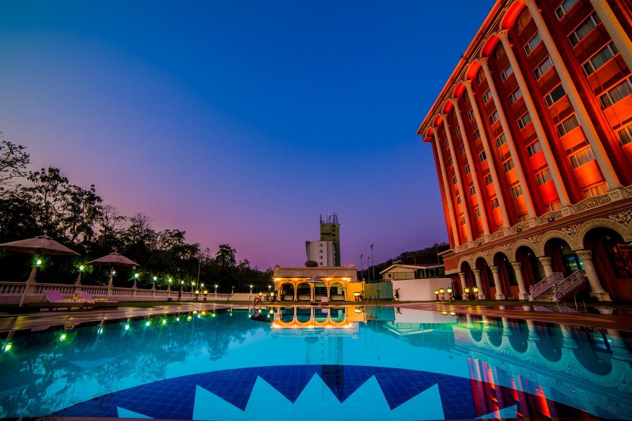Ramoji Film City- Sitara Luxury Hotel Pedda Ambarpet Экстерьер фото
