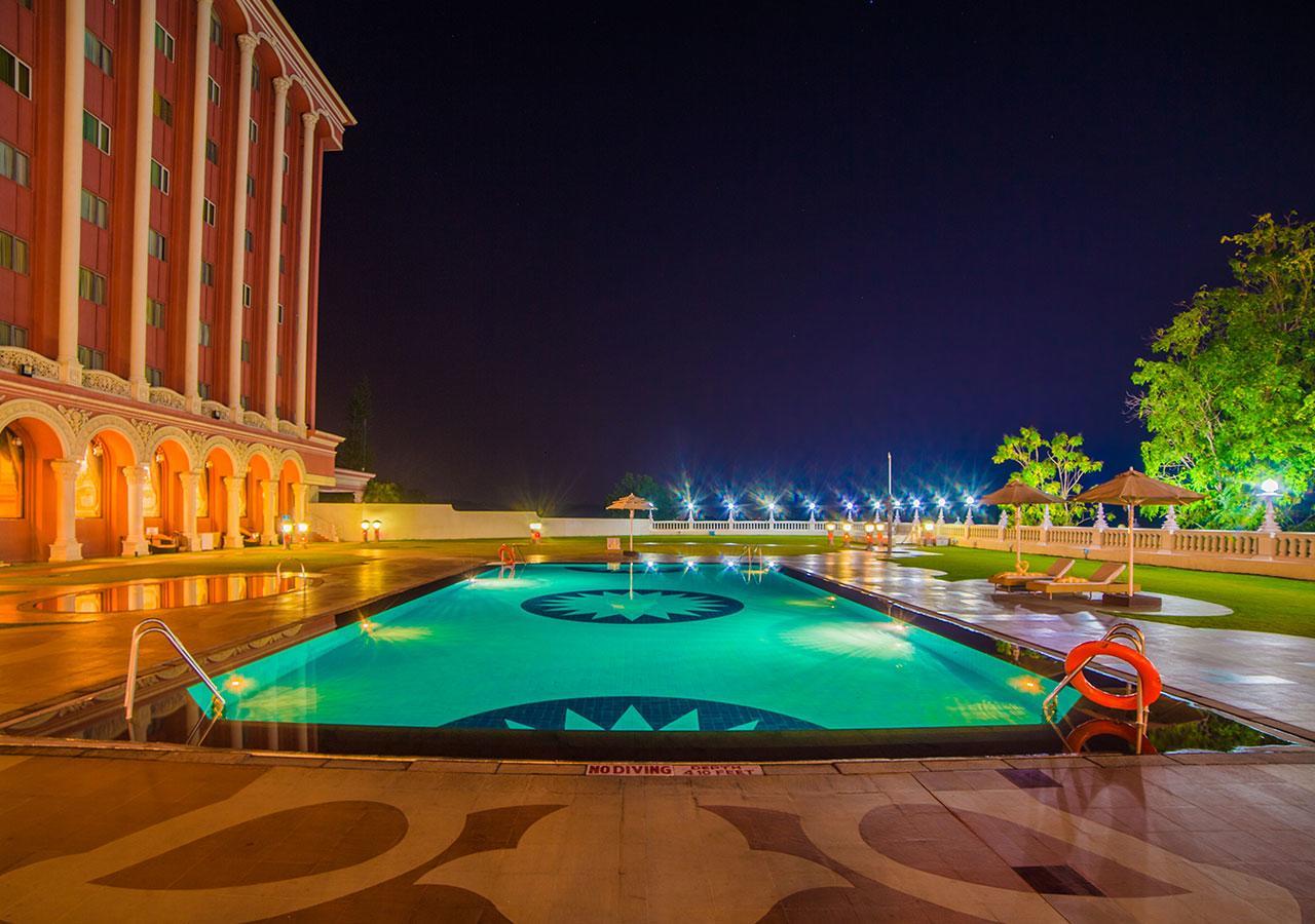 Ramoji Film City- Sitara Luxury Hotel Pedda Ambarpet Экстерьер фото