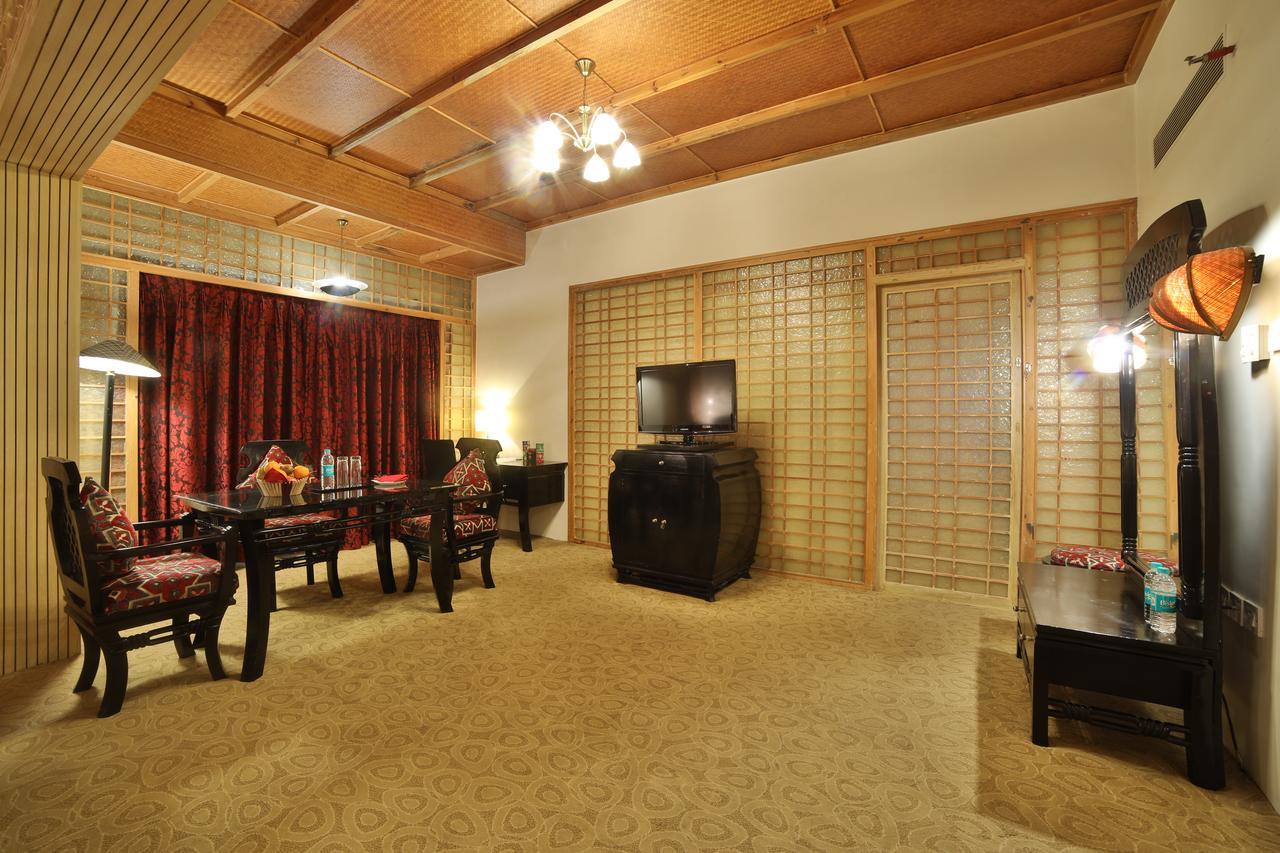 Ramoji Film City- Sitara Luxury Hotel Pedda Ambarpet Экстерьер фото